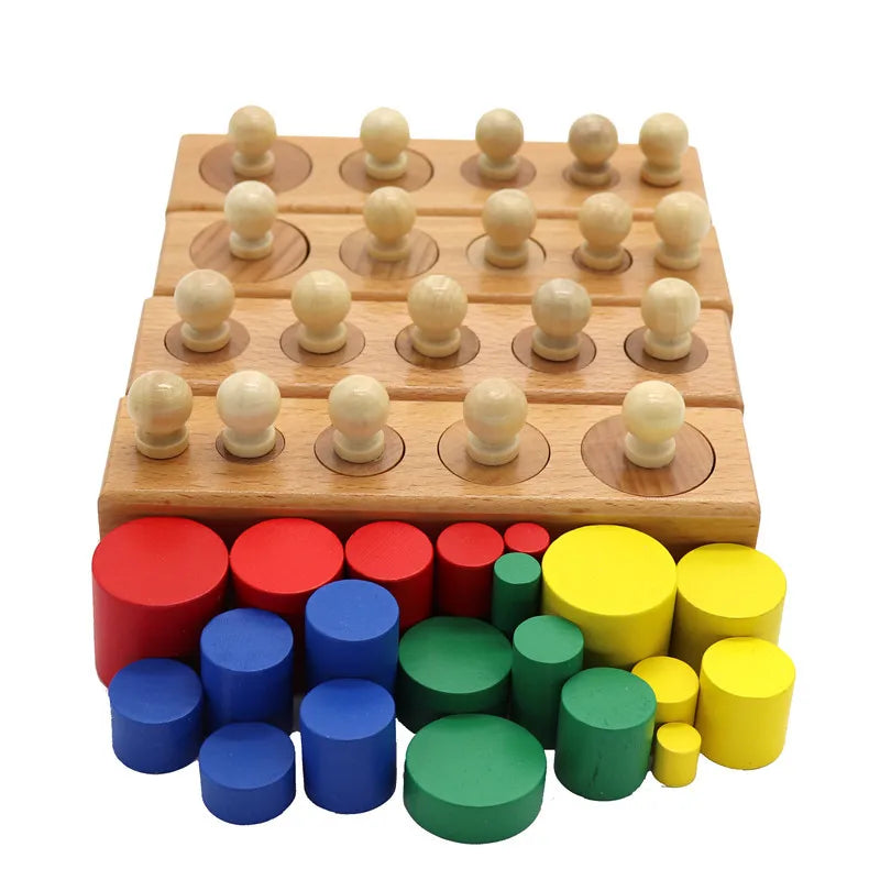 Brinquedo de madeira Montessori